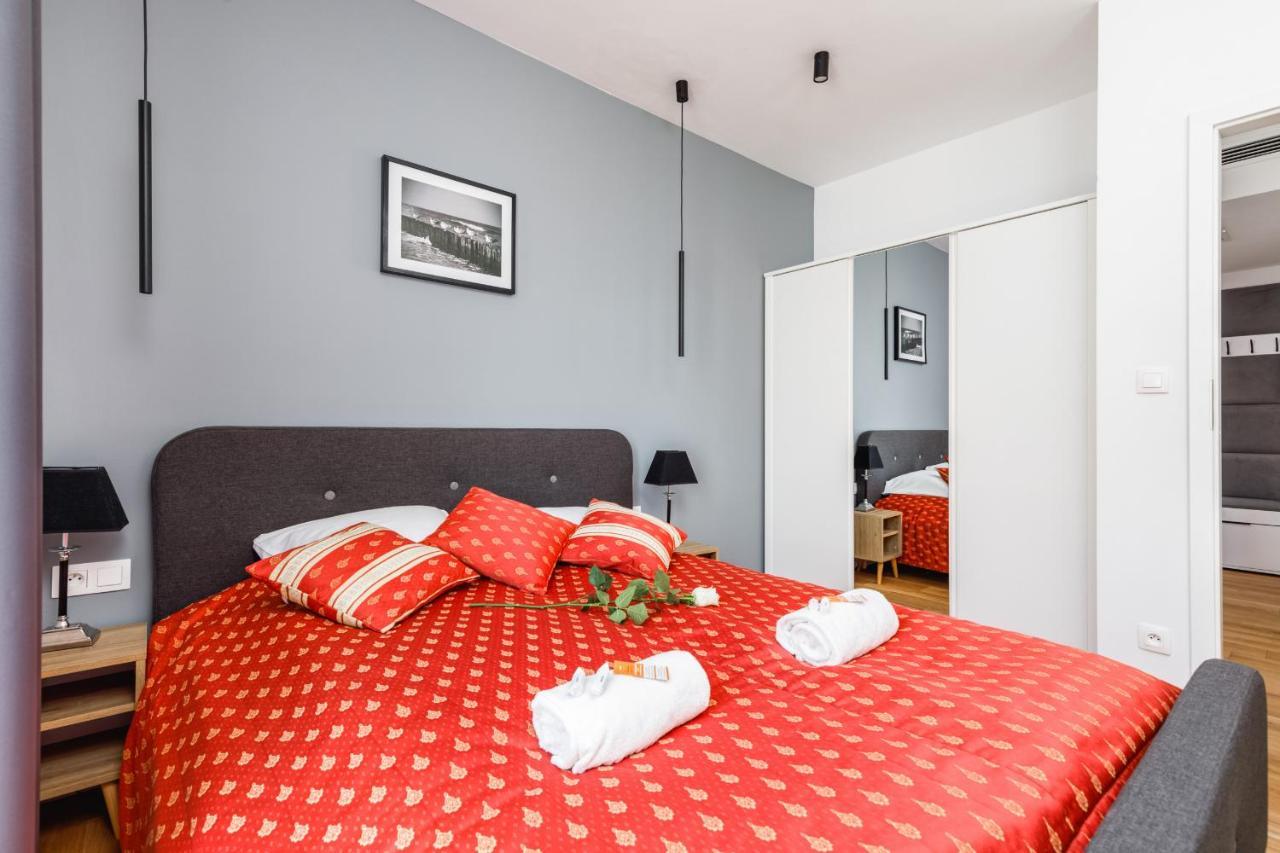 Apartment Modern & Spacious Baltin Blu By Renters