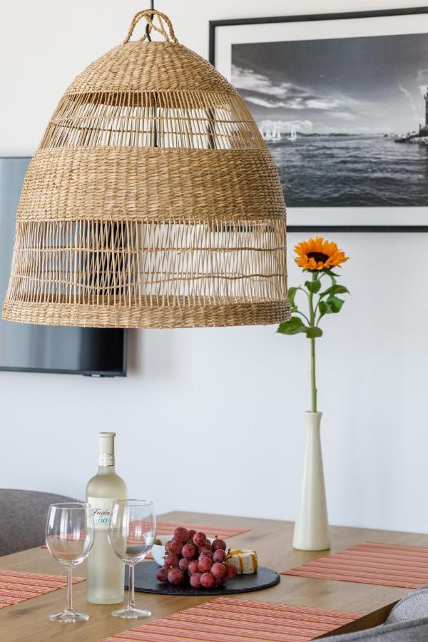 Modern & Spacious Baltin Blu By Renters *