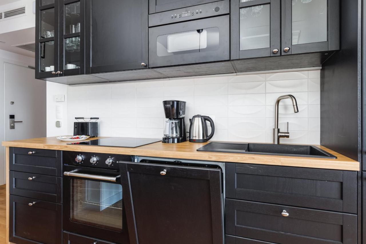 Apartment Modern & Spacious Baltin Blu By Renters Sarbinowo